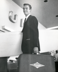 Robert-August-2025-Hall-of-Fame-Inductee-Headshot